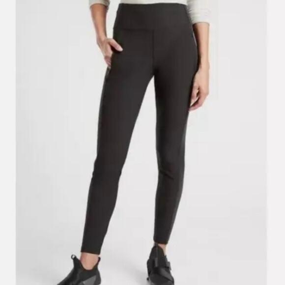 ATHLETA Black Headlands Hybrid Tight‎ Active Workout Travel Run Leggings Size 4 - Picture 1 of 12